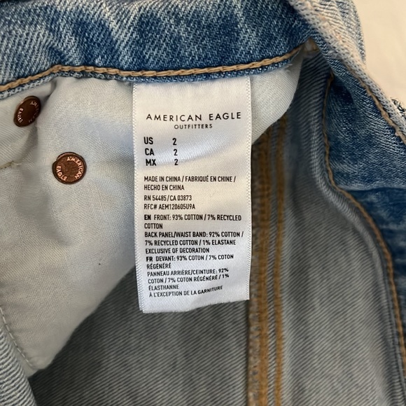 AE Strigid Denim Highest Waist '90s Boyfriend Short - Picture 4 of 6